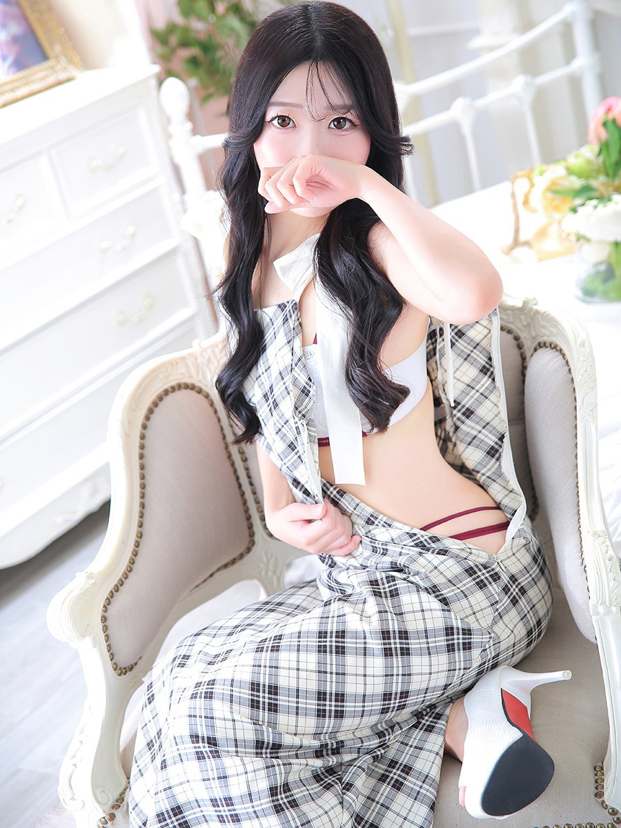 奈緒美【ナオミ】